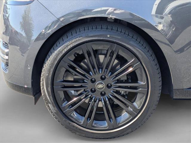 Used 2024 Land Rover Range Rover SE AWD/4WD image 19