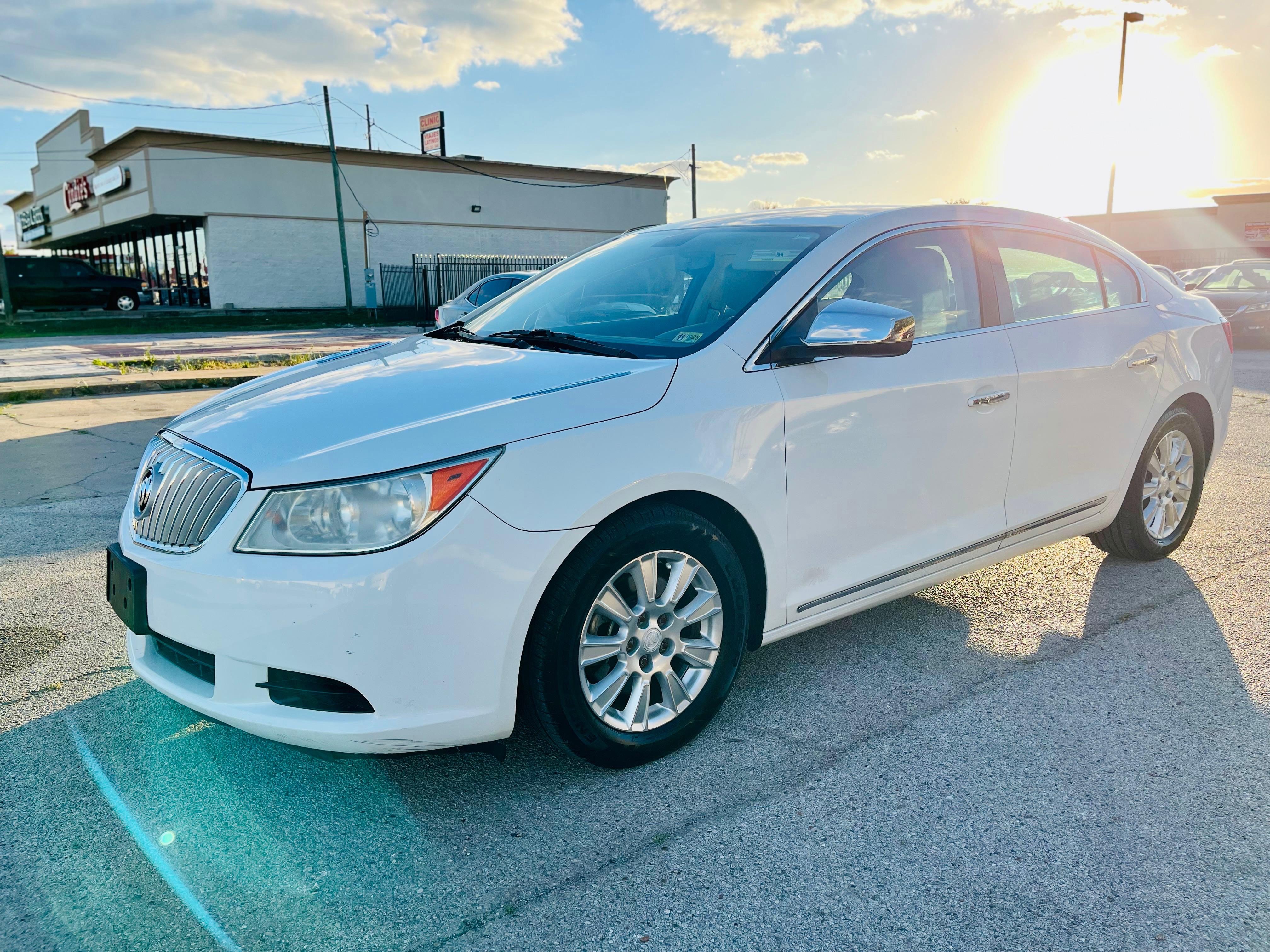 Used 2011 Buick LaCrosse CX FWD image 4
