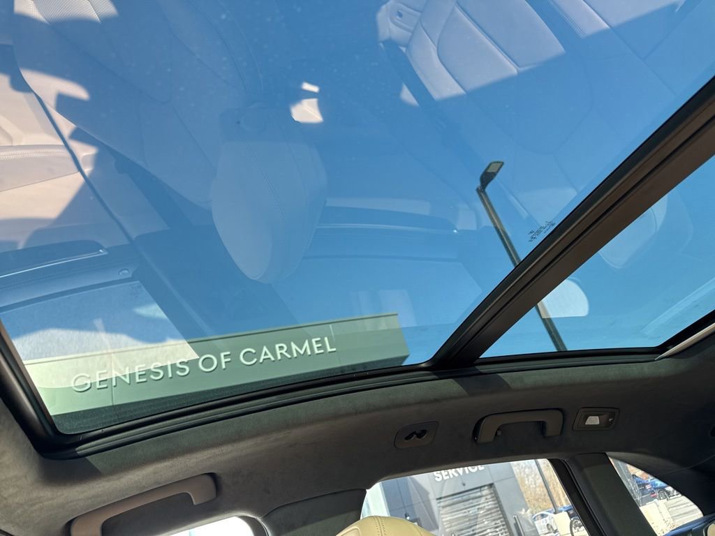 Used 2024 Porsche Macan GTS image 17