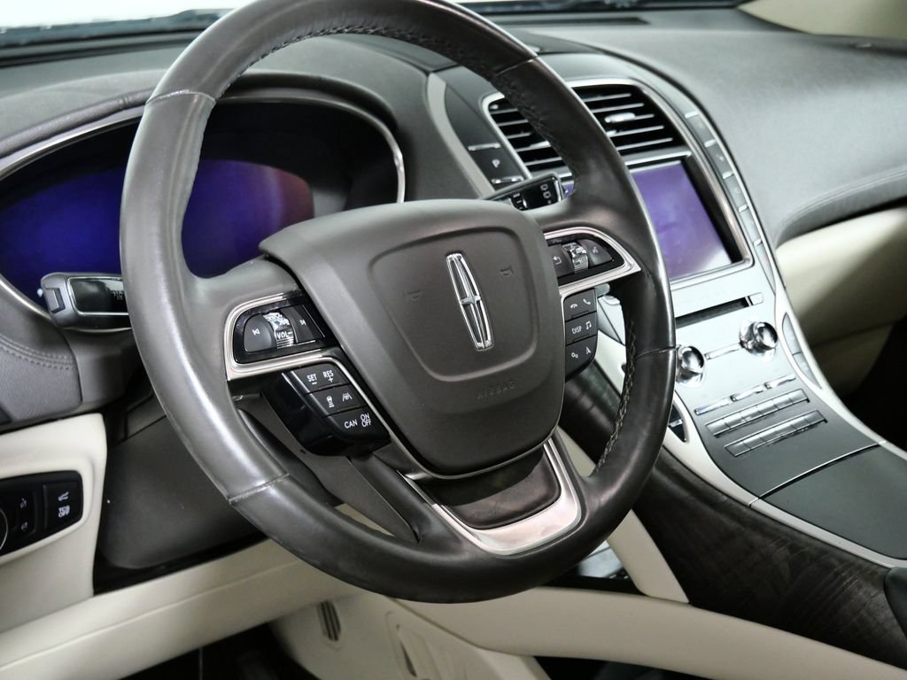 Used 2020 Lincoln Nautilus Reserve w/ Equipment Group 201A AWD/4WD image 18
