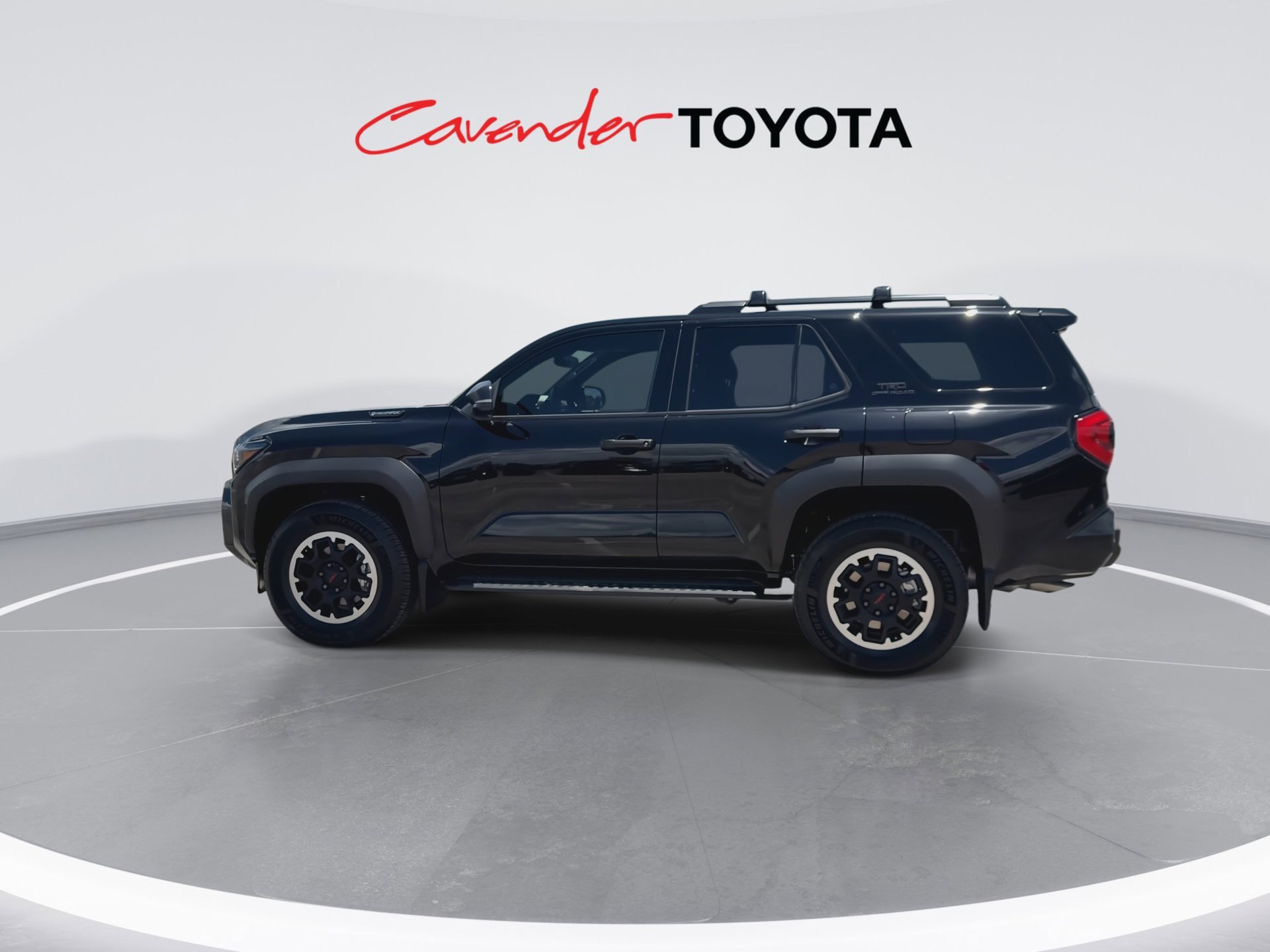 Certified 2025 Toyota 4Runner TRD Off-Road AWD/4WD image 5