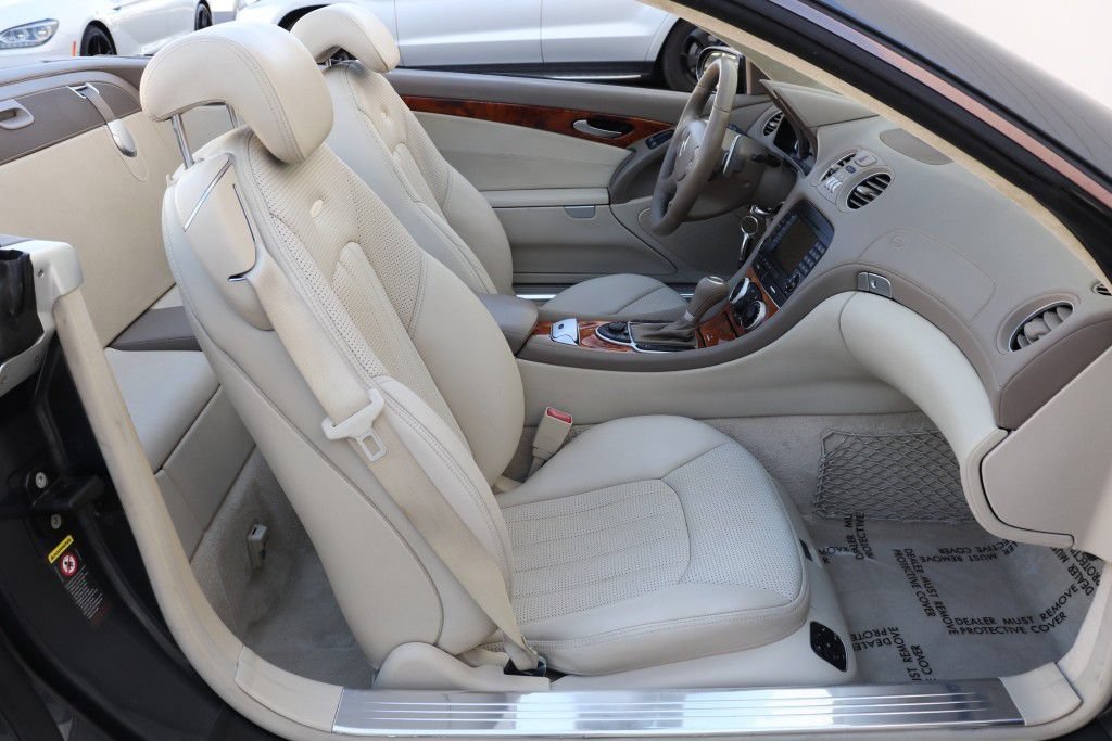 Used 2008 Mercedes-Benz SL 55 AMG image 37