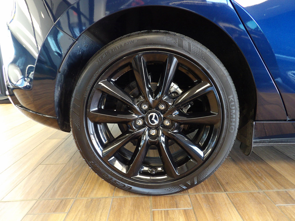 Certified 2025 MAZDA MAZDA3 s Sport FWD image 5