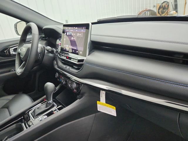 New 2026 Jeep Compass Latitude image 33