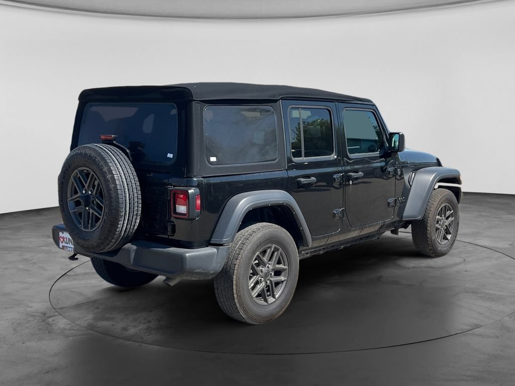 Used 2024 Jeep Wrangler Unlimited Sport AWD/4WD image 10