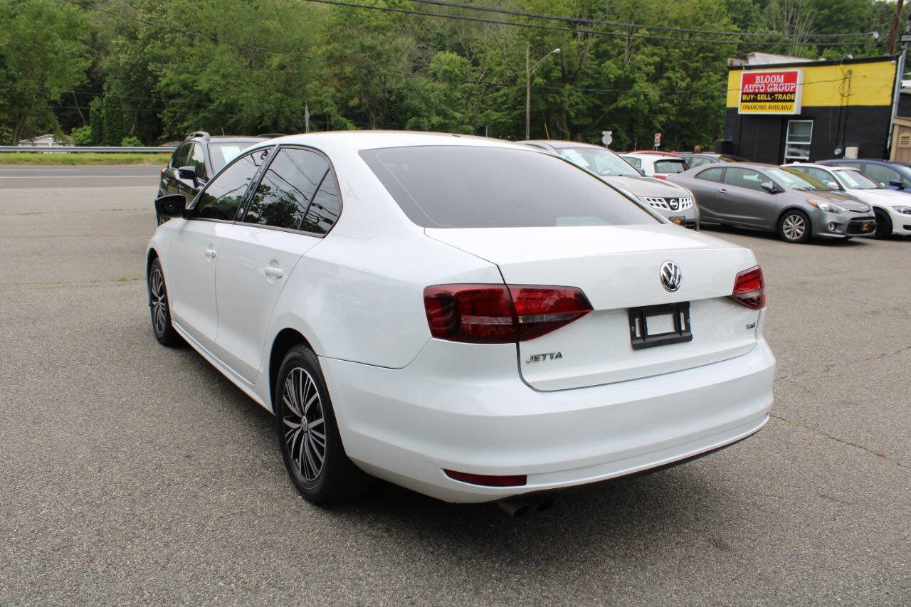 Used 2018 Volkswagen Jetta Wolfsburg Edition image 10