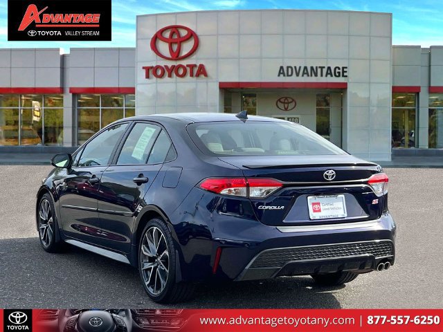 Certified 2020 Toyota Corolla SE w/ SE Premium Package FWD image 5