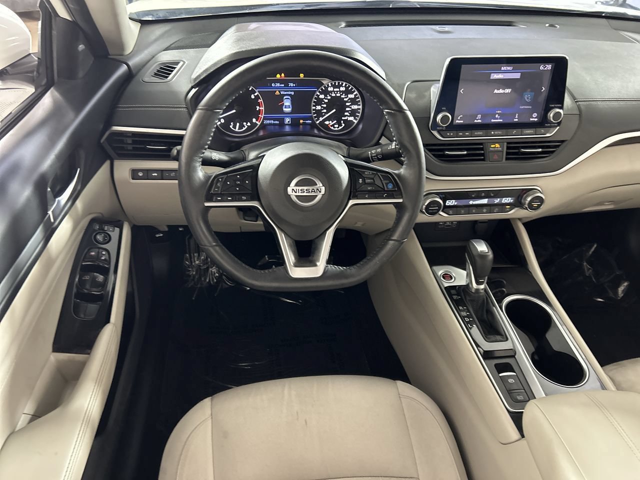 Used 2020 Nissan Altima 2.5 SV FWD image 22