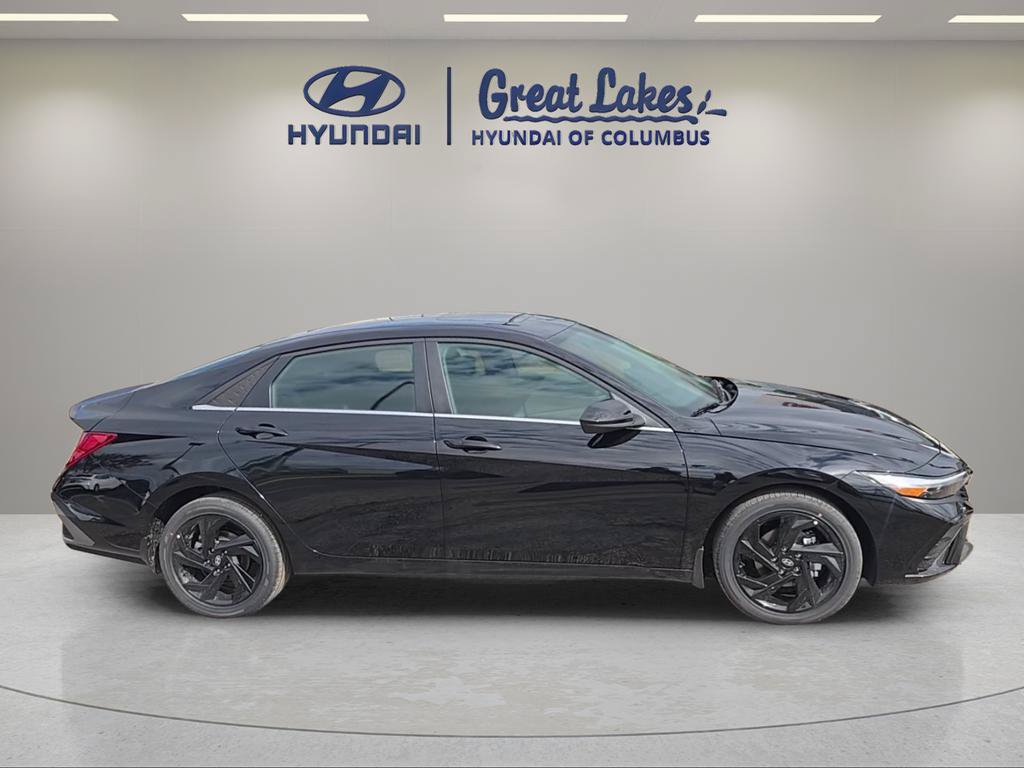 New 2026 Hyundai Elantra SEL Sport Premium FWD image 6