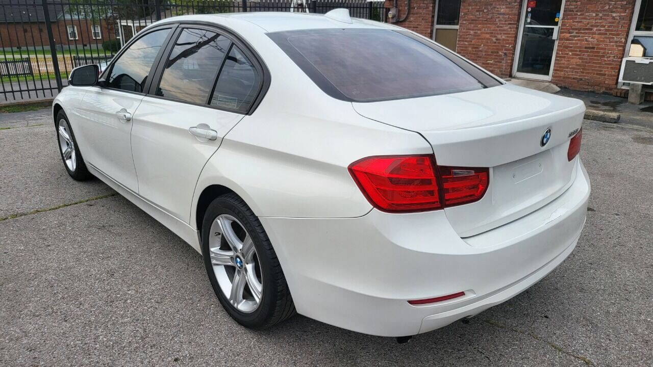 Used 2015 BMW 320i Sedan image 11