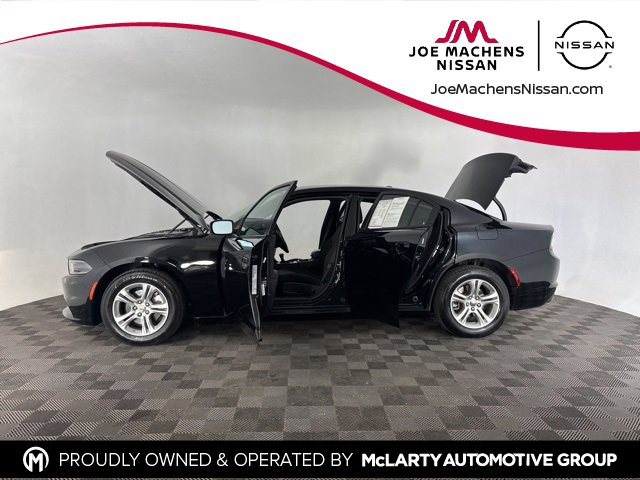Used 2022 Dodge Charger SXT image 9