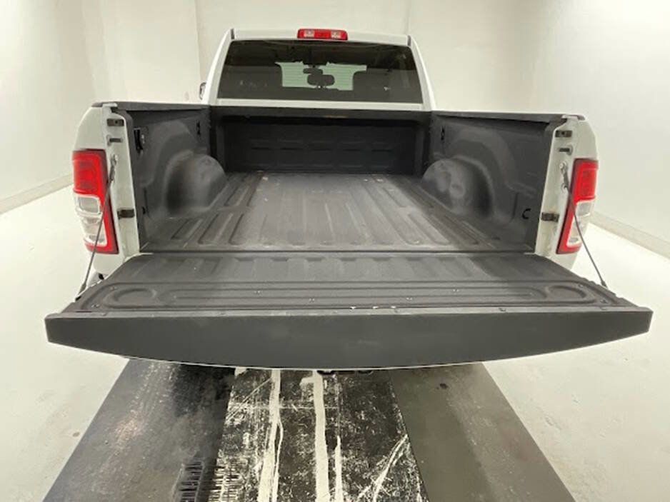 Used 2022 RAM 2500 Tradesman w/ Chrome Appearance Group image 7