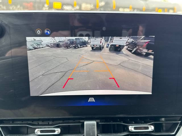 Used 2025 Chevrolet Equinox LT AWD/4WD image 21