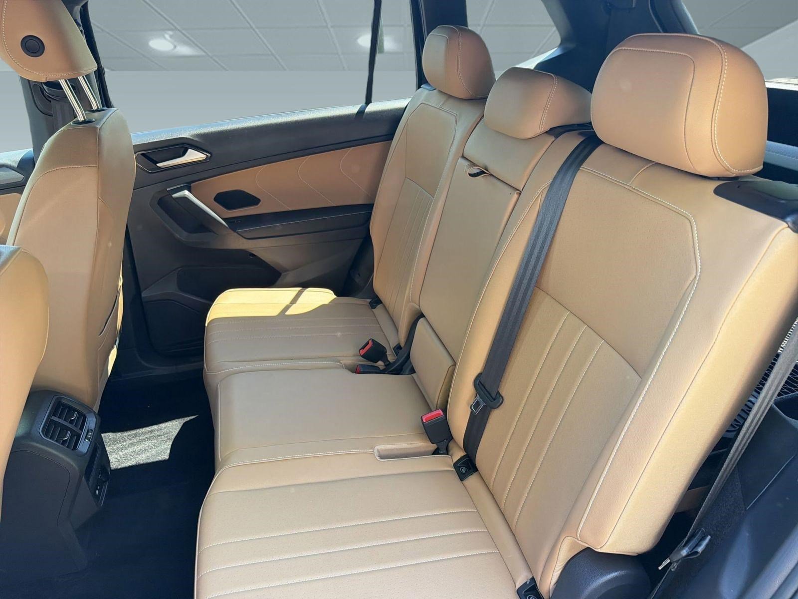 Used 2023 Volkswagen Tiguan SE FWD image 25