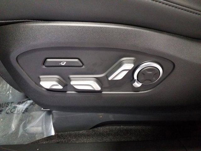 New 2026 Hyundai Ioniq 9 Calligraphy image 16