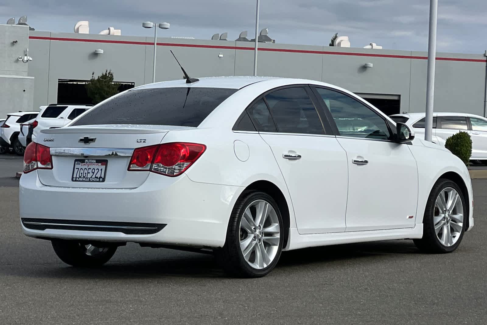 Used 2014 Chevrolet Cruze LTZ w/ RS Package FWD video 2