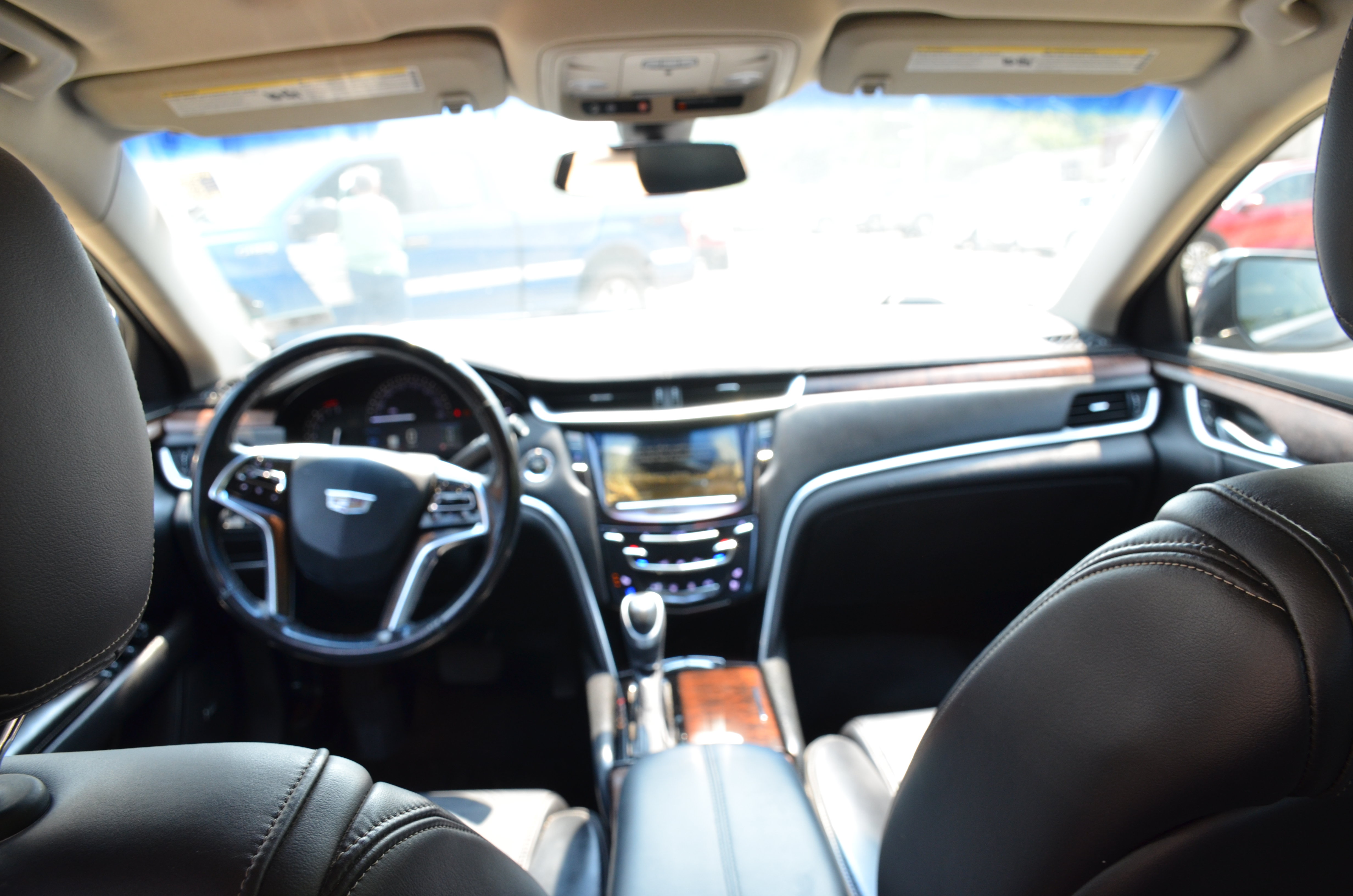 Used 2018 Cadillac XTS Luxury AWD/4WD image 32