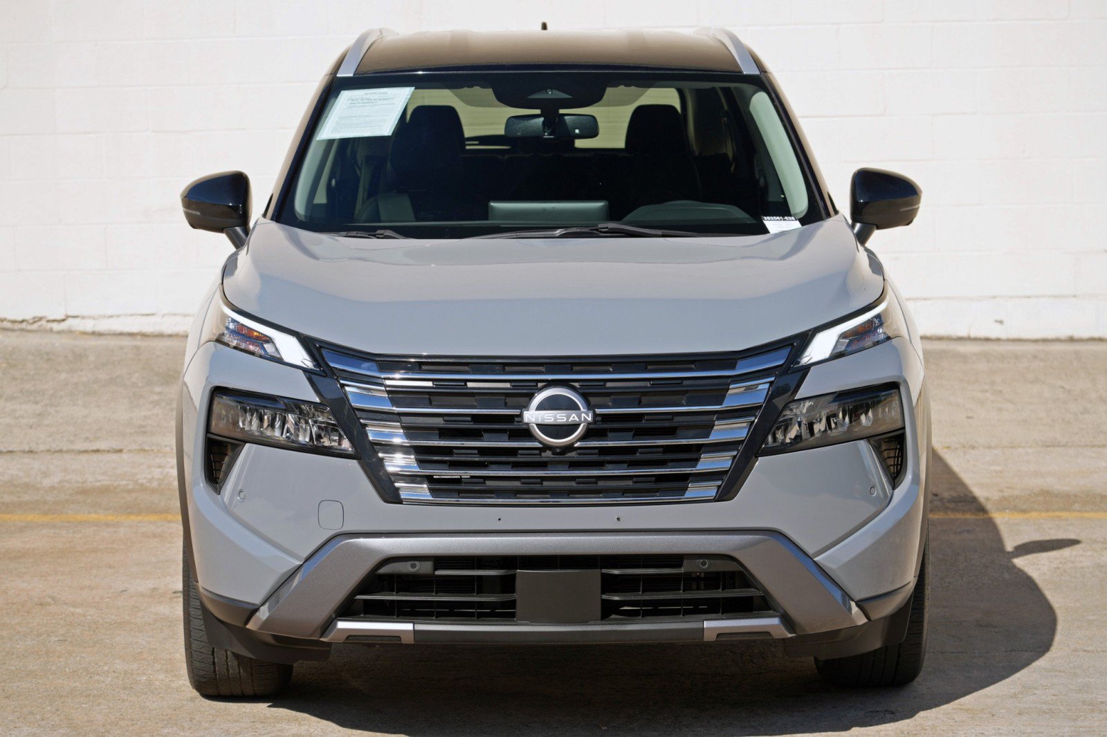 Used 2024 Nissan Rogue SL FWD image 41