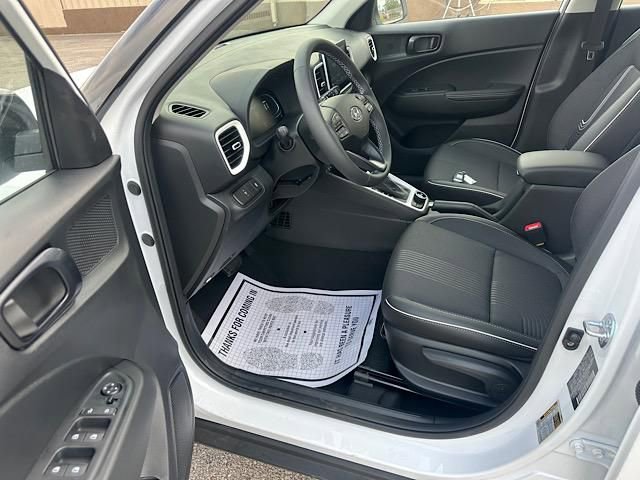 New 2026 Hyundai Venue SEL image 7