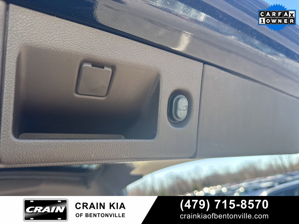 Used 2019 GMC Yukon Denali w/ Denali Ultimate Package image 18