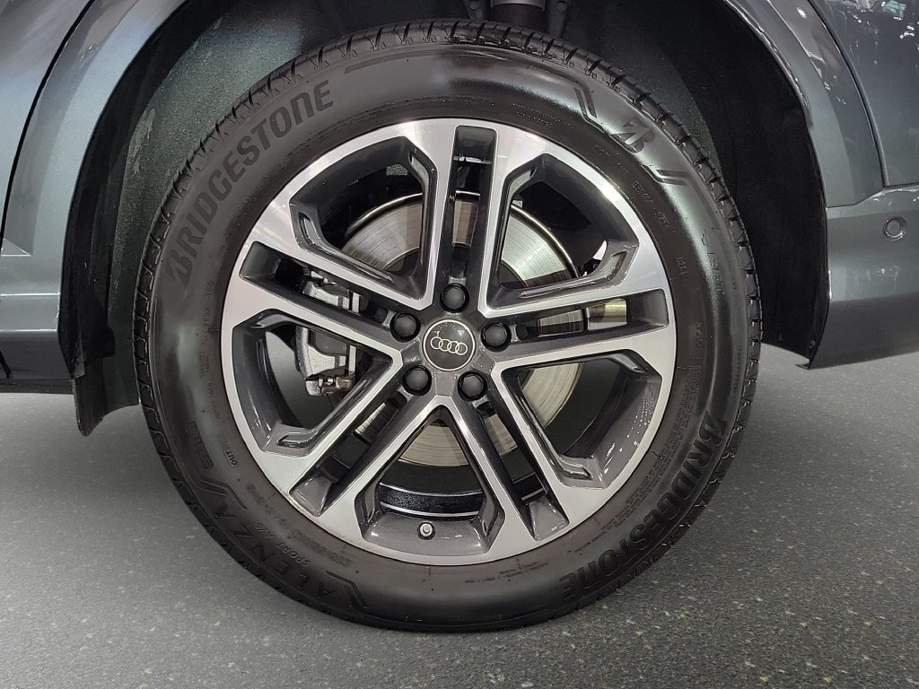 Certified 2025 Audi Q5 Premium w/ Premium Plus AWD/4WD image 28