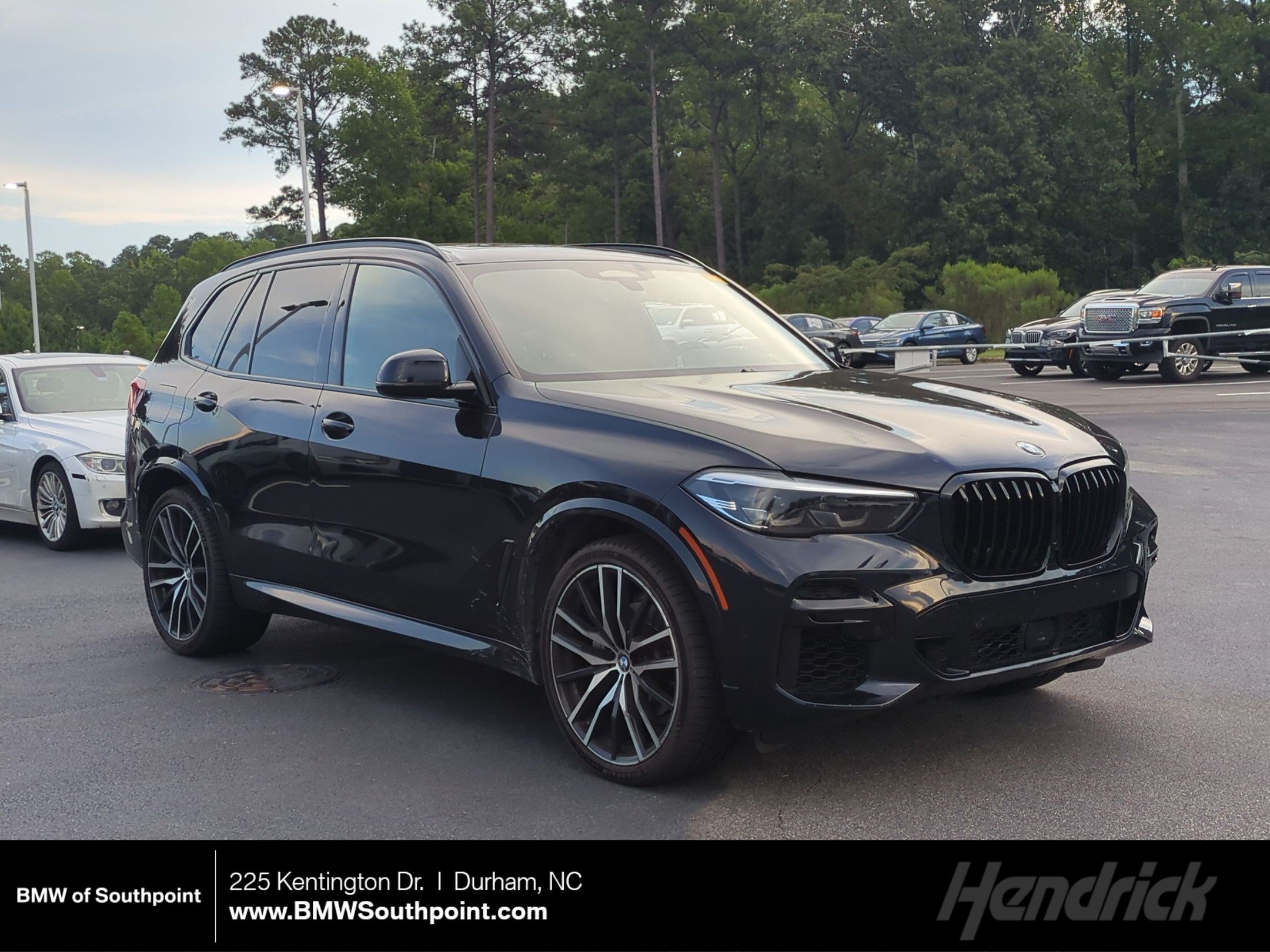 Used 2022 BMW X5 xDrive40i w/ M Sport Package