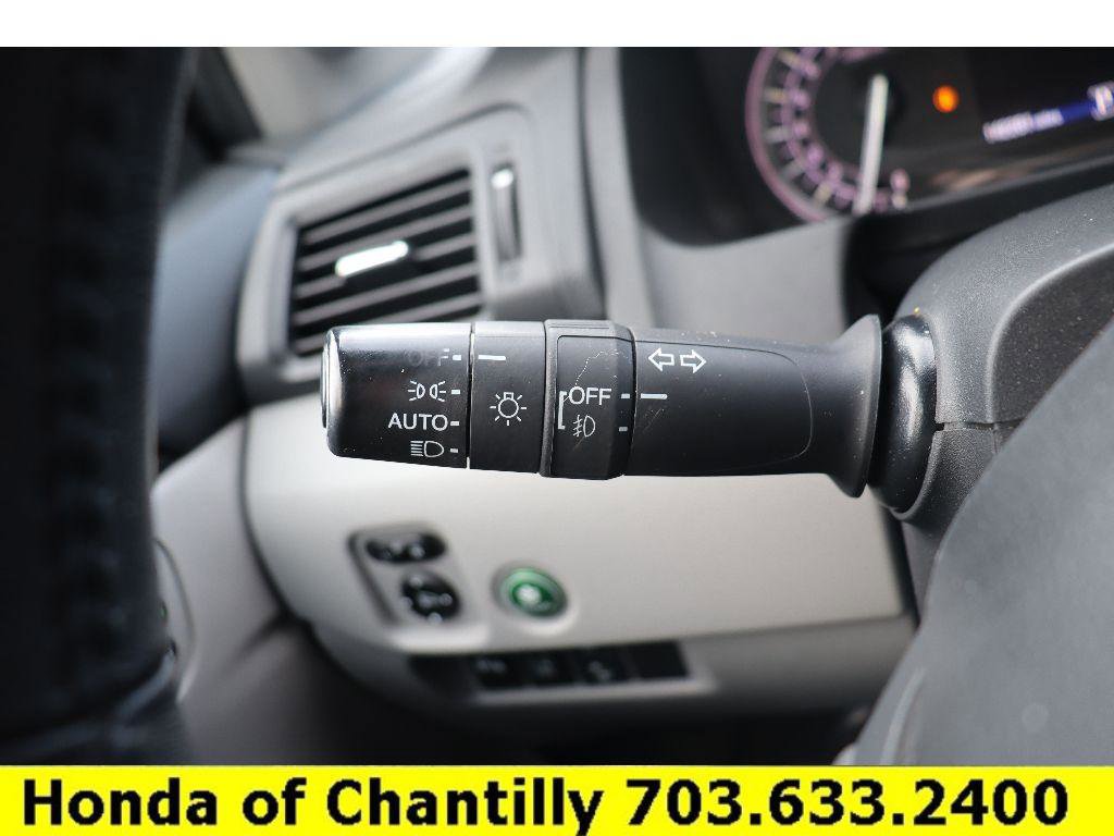 Used 2017 Honda Pilot Touring image 11