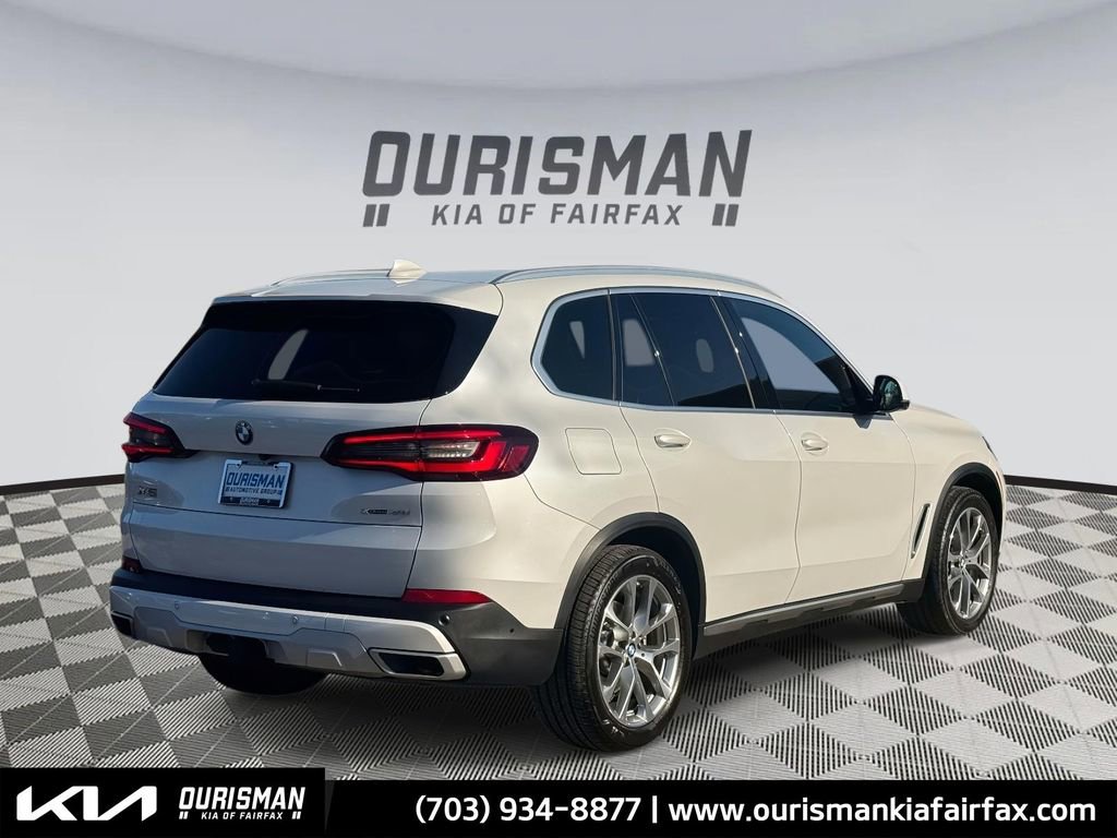 Used 2021 BMW X5 xDrive40i w/ Premium Package image 5