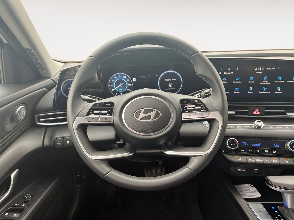 New 2026 Hyundai Elantra Limited image 12