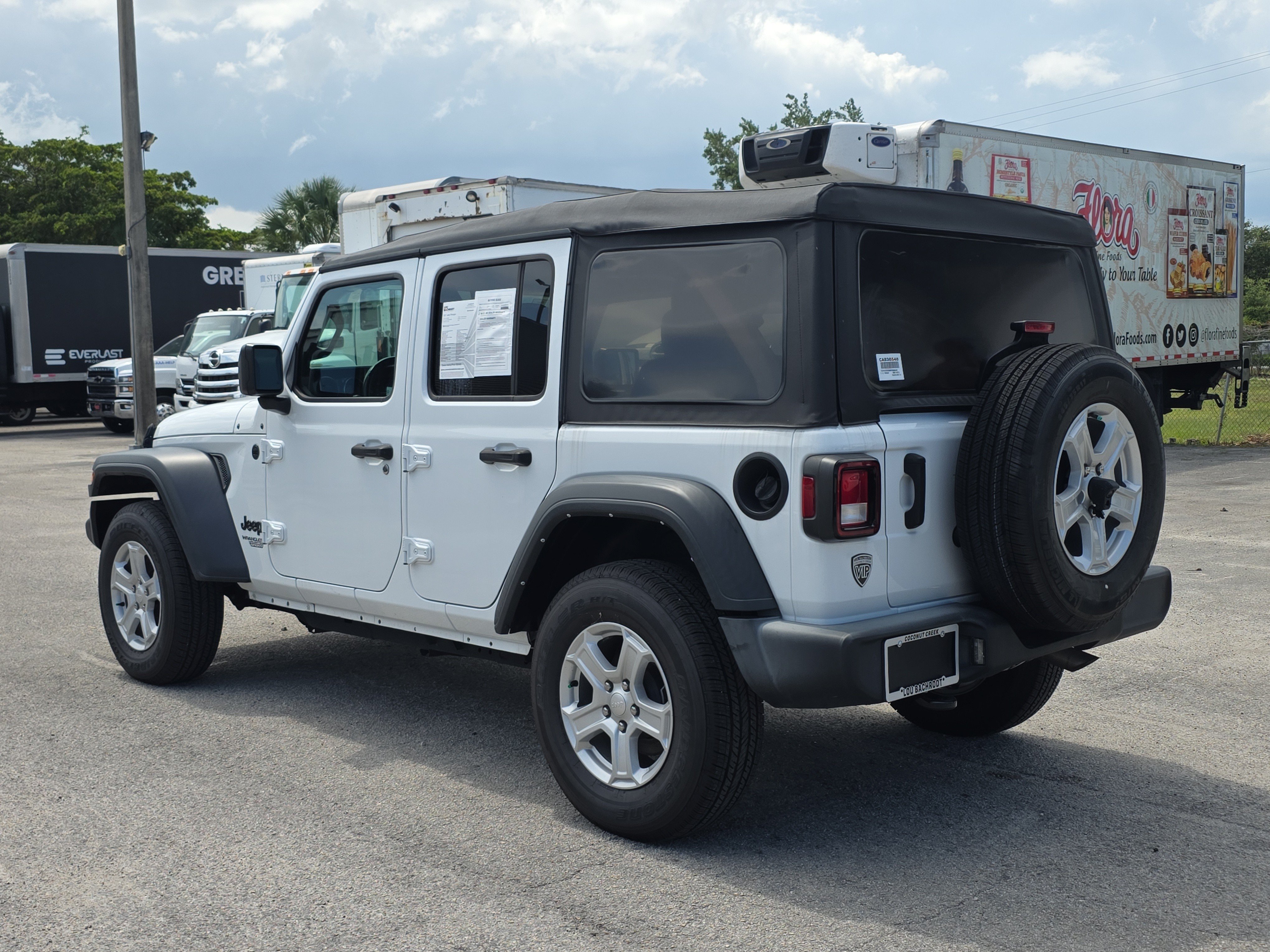 Used 2021 Jeep Wrangler Unlimited Sport AWD/4WD image 5