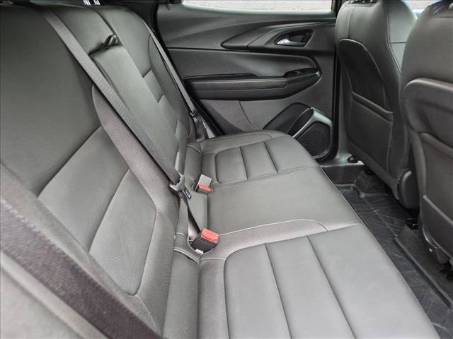 Used 2024 Chevrolet TrailBlazer RS w/ Convenience Package FWD image 19