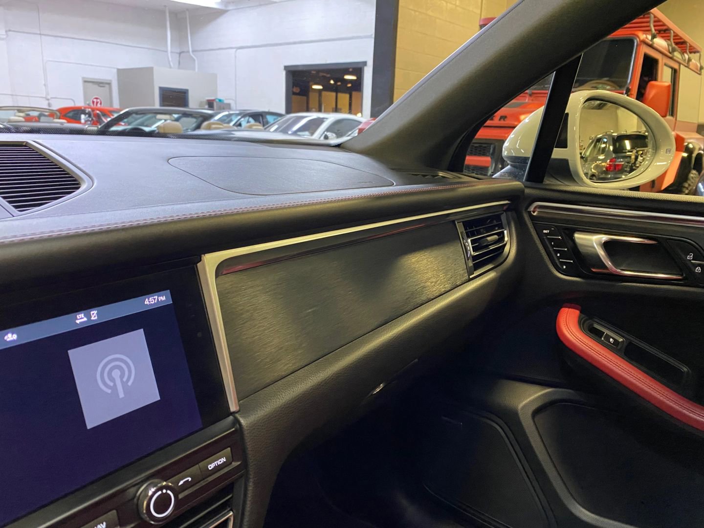 Used 2021 Porsche Macan GTS image 30