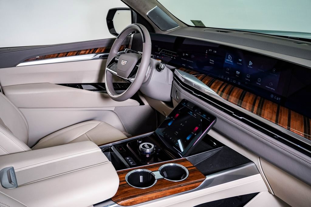 Used 2025 Cadillac Escalade Sport Platinum image 15