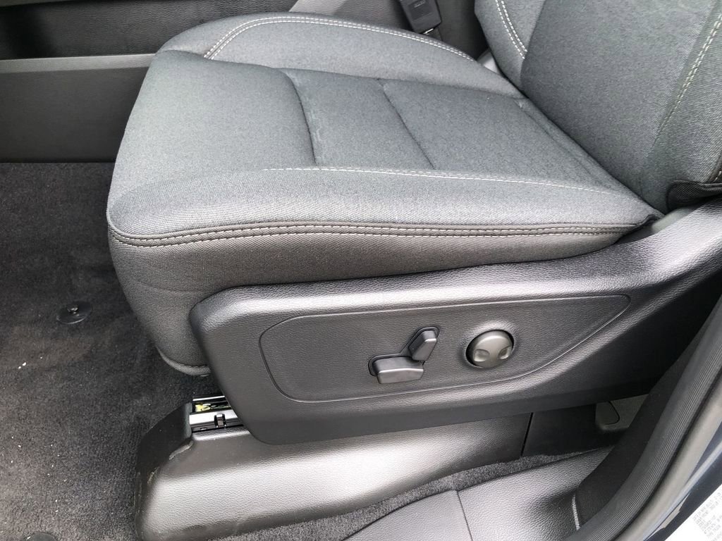New 2026 RAM 1500 4x4 Crew Cab image 22
