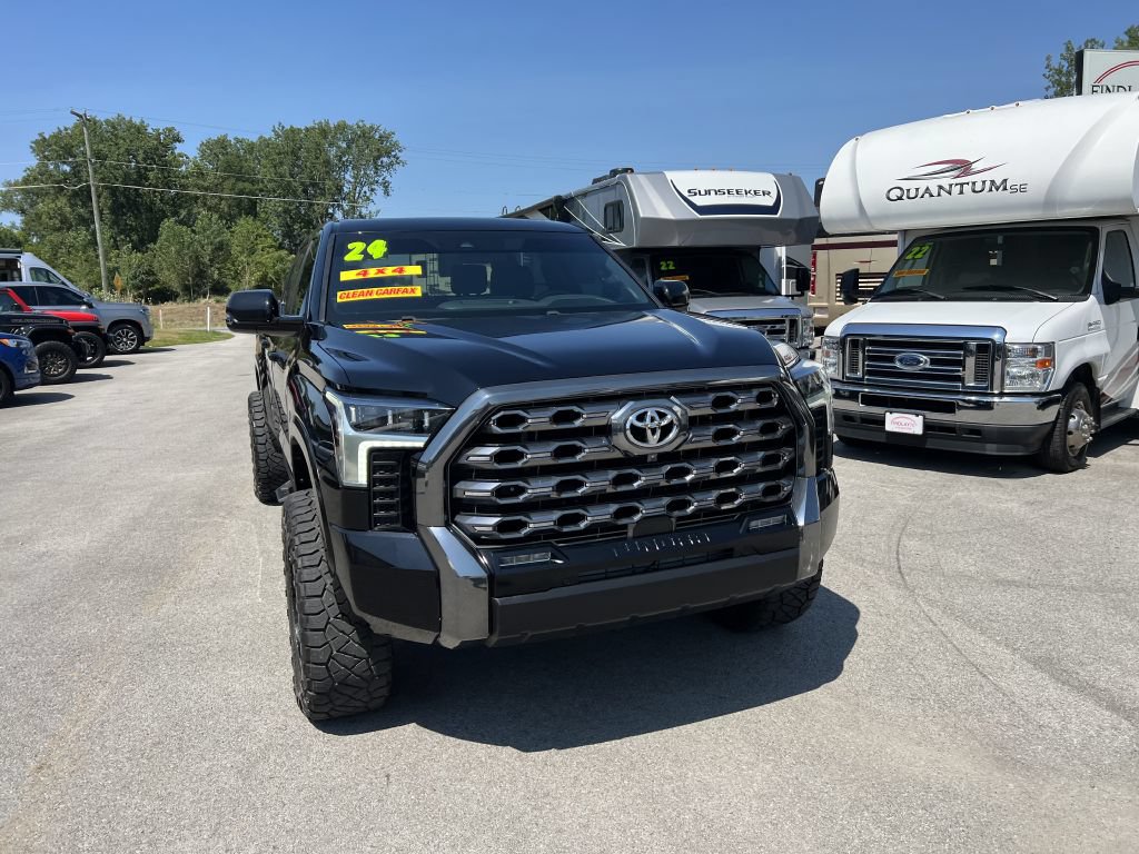 Used 2024 Toyota Tundra Platinum AWD/4WD image 4