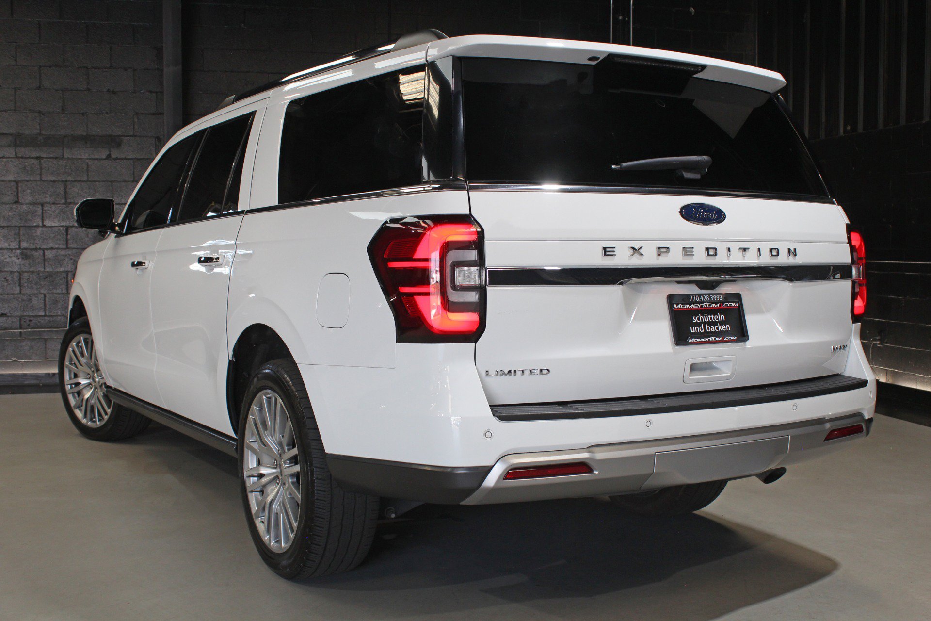 Used 2023 Ford Expedition Max Limited AWD/4WD image 9