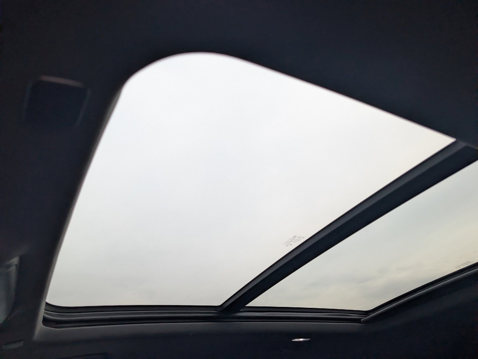 Used 2024 Chevrolet Tahoe Z71 w/ Luxury Package image 14