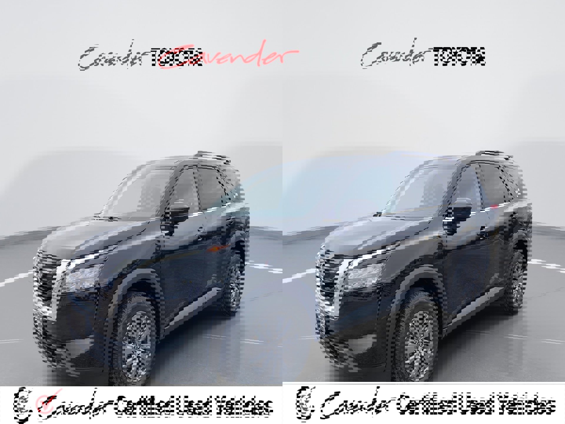 Used 2025 Nissan Pathfinder SV image 1