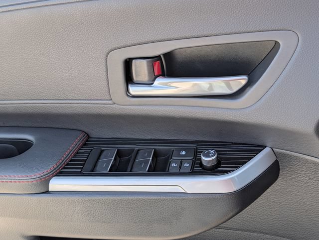 Used 2025 Toyota Sienna XSE w/ XSE Plus Package AWD/4WD image 25
