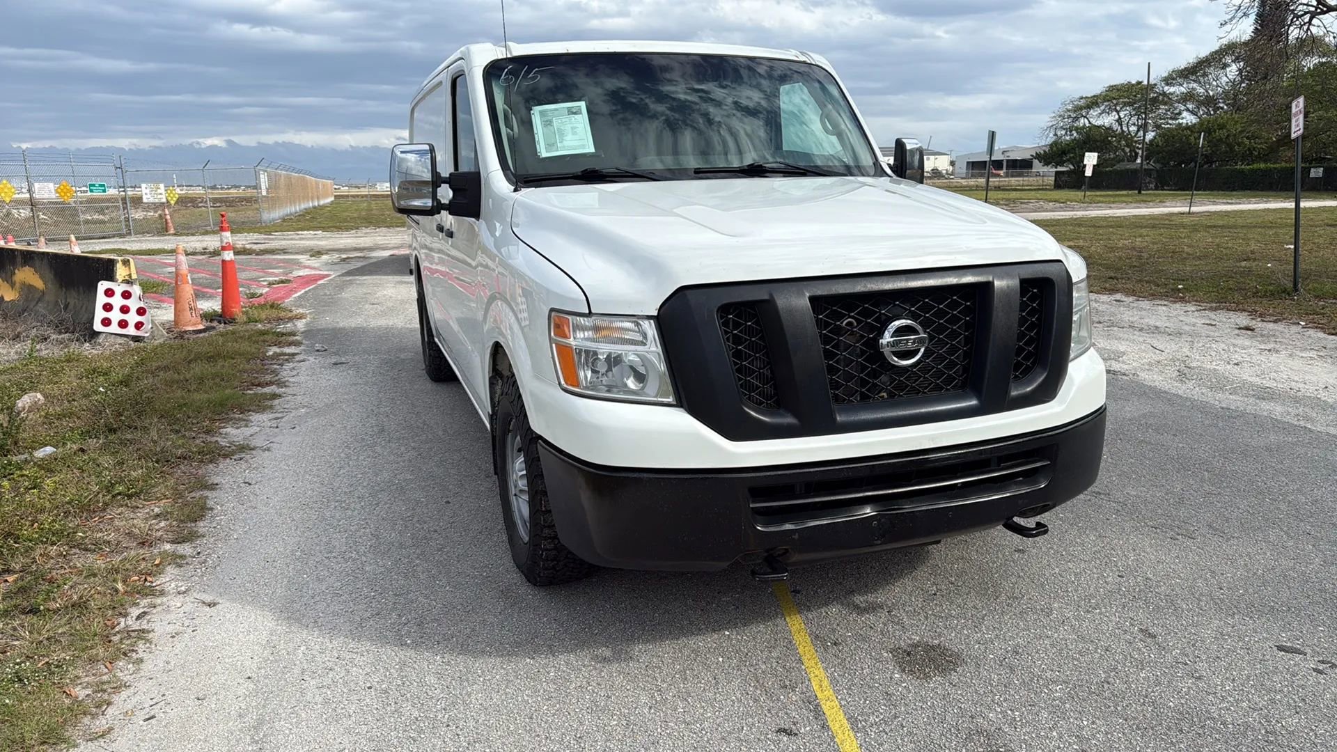 Used 2018 Nissan NV 3500 SV w/ Navigation Package image 7
