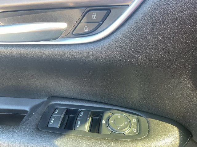 Certified 2022 Cadillac XT5 Luxury FWD image 25