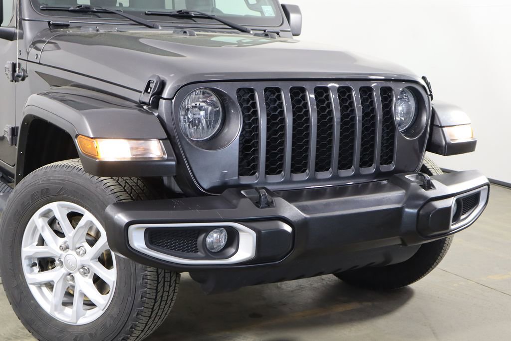 Used 2023 Jeep Gladiator Sport image 43