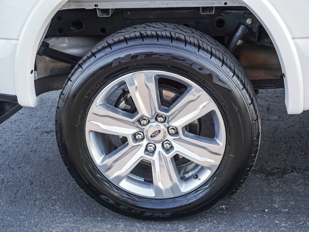 Used 2019 Ford F150 Platinum w/ Equipment Group 701A Luxury AWD/4WD image 9