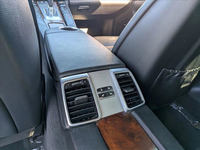 Used 2012 Porsche Panamera 4 image 17