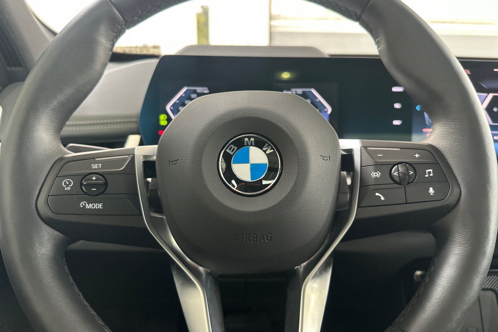 Used 2025 BMW X1 xDrive28i w/ Premium Package AWD/4WD image 30