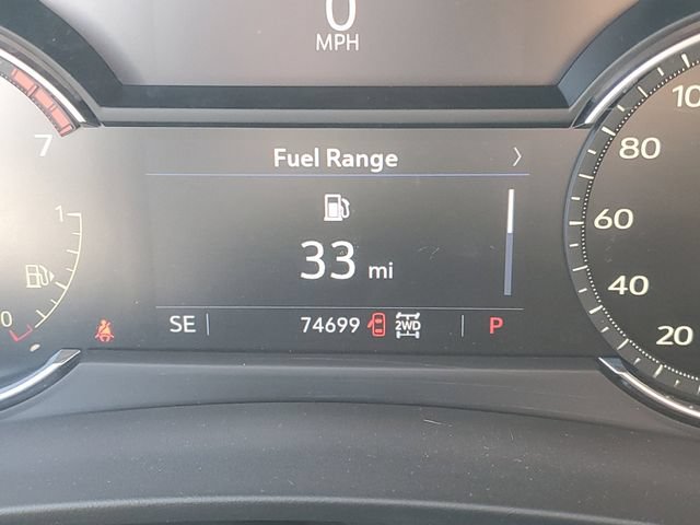 Certified 2022 Cadillac XT4 Luxury w/ Cold Weather Package AWD/4WD image 16