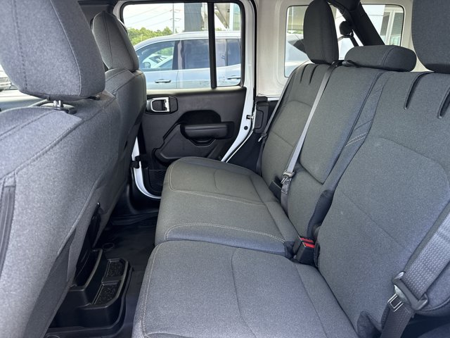 Used 2024 Jeep Wrangler Unlimited w/ Convenience Group AWD/4WD image 6