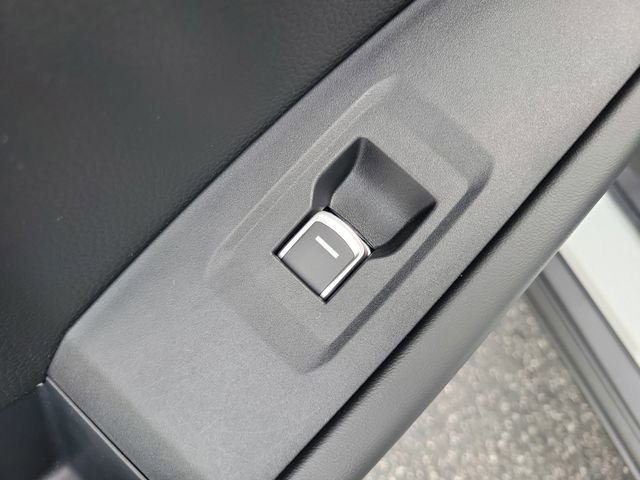 Certified 2025 Honda Accord SE image 15