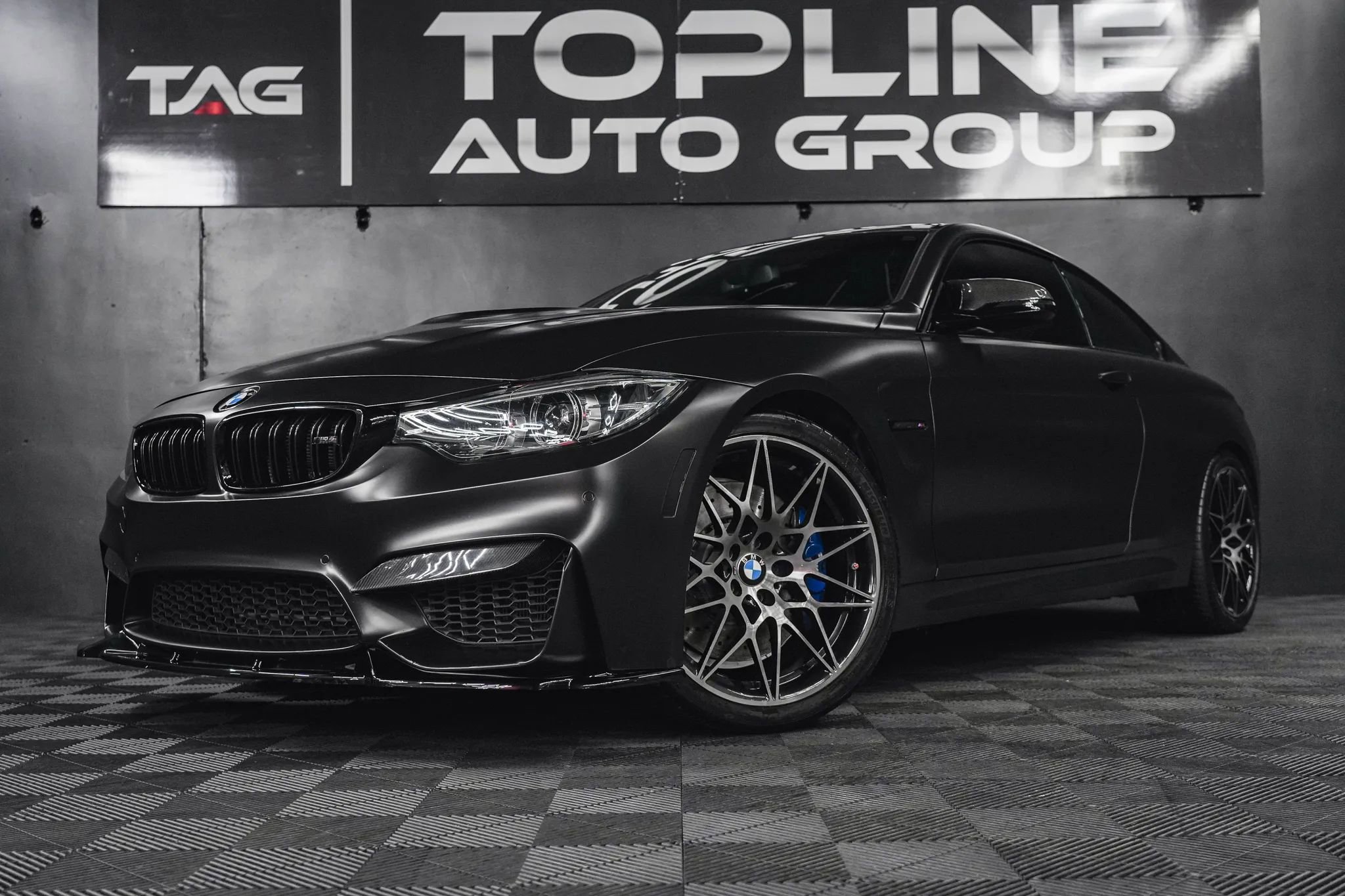 Used 2019 BMW M4 Coupe w/ Competition Package image 2