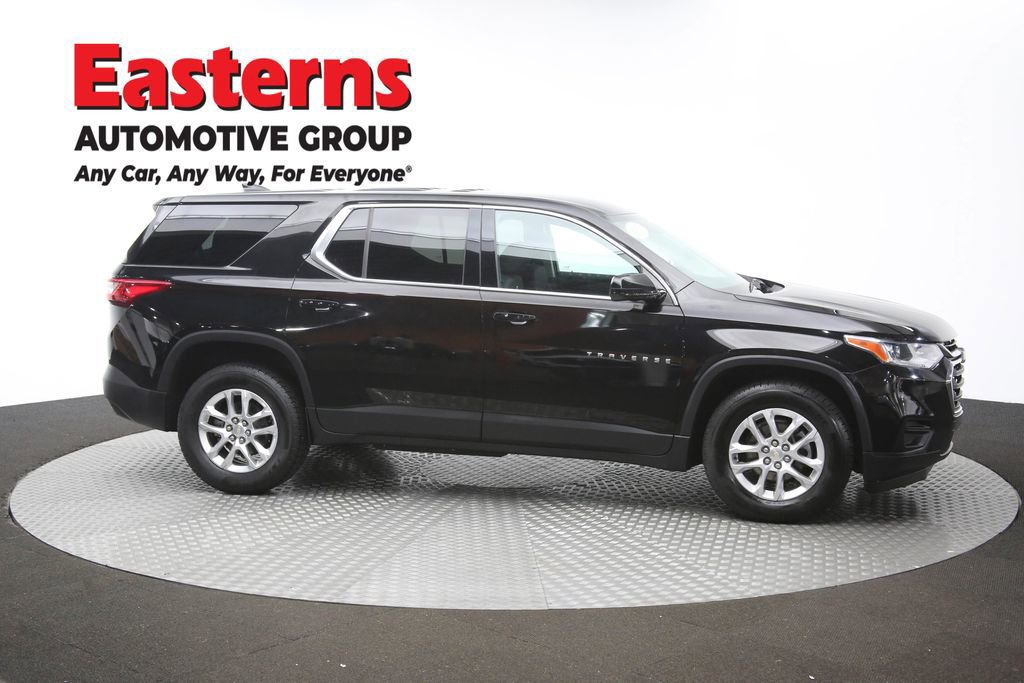 Used 2018 Chevrolet Traverse LS AWD/4WD image 45